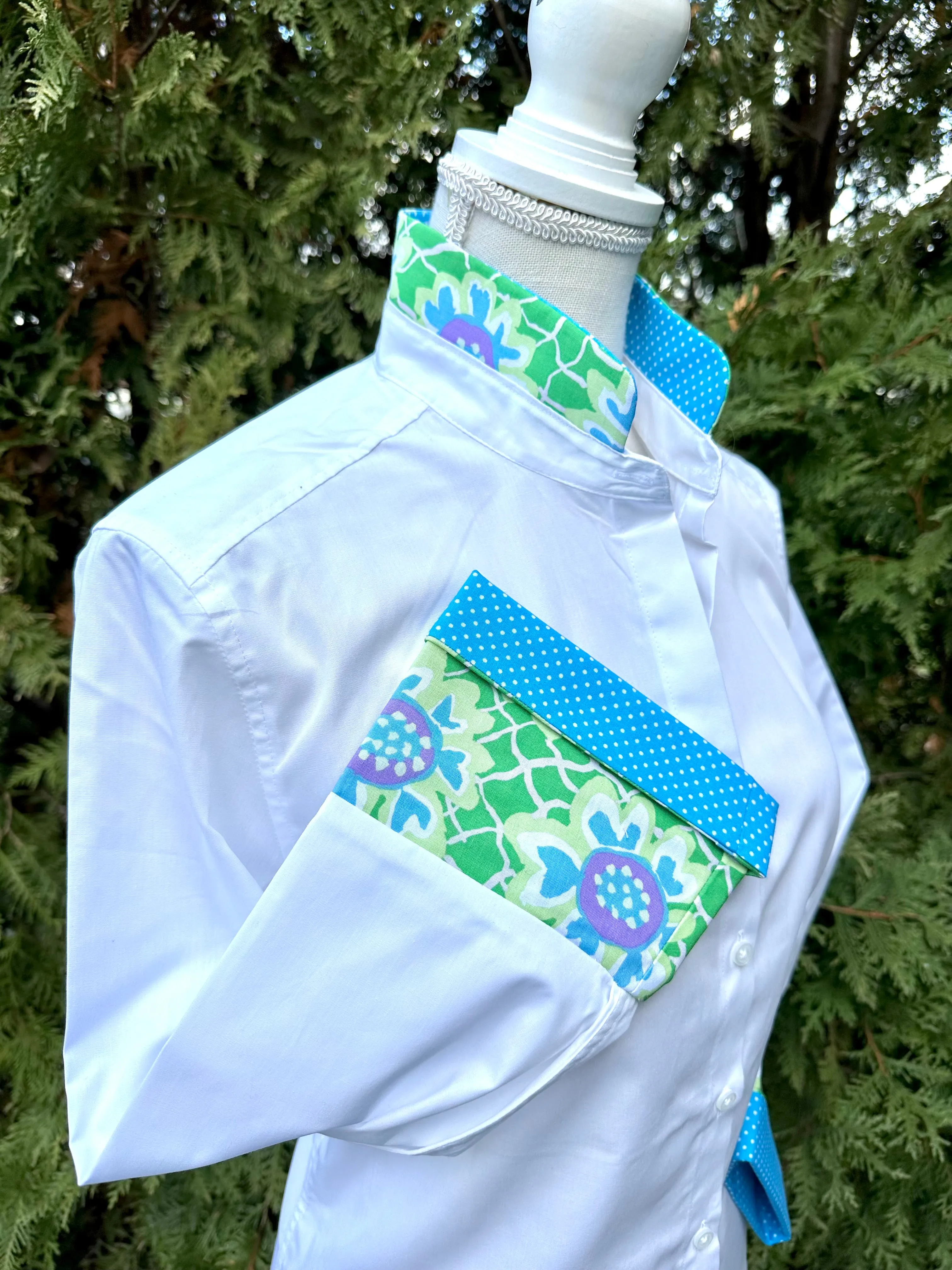 Beth Bell Sleeve - White w Green Floral & Blue Polka Dot (LB50)
