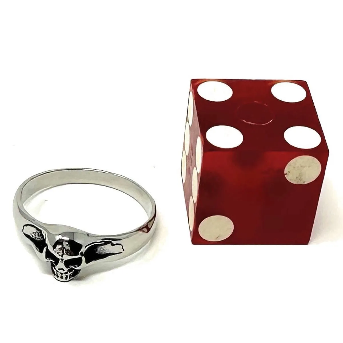 Bitty Badass - Skull Ring (#058)