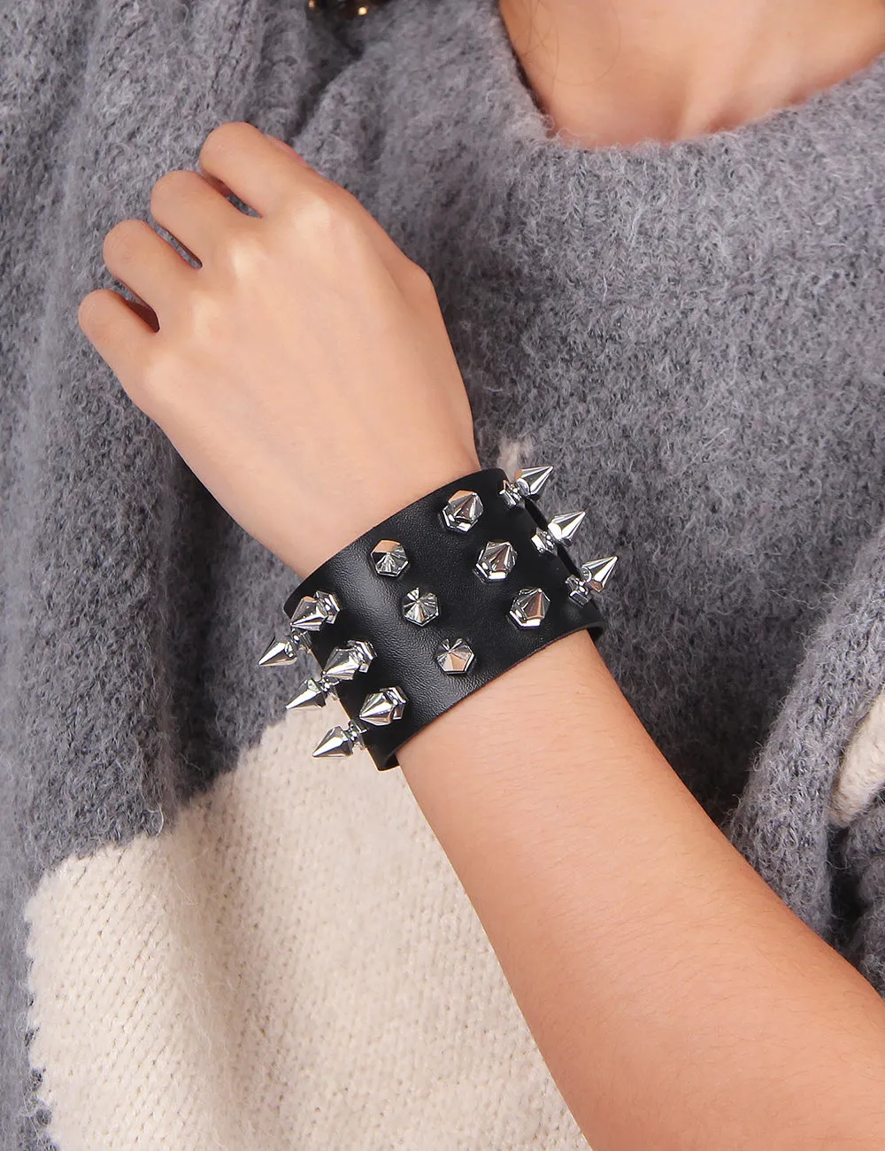 Black Egypt PU Punk Gothic Rivet Bracelet