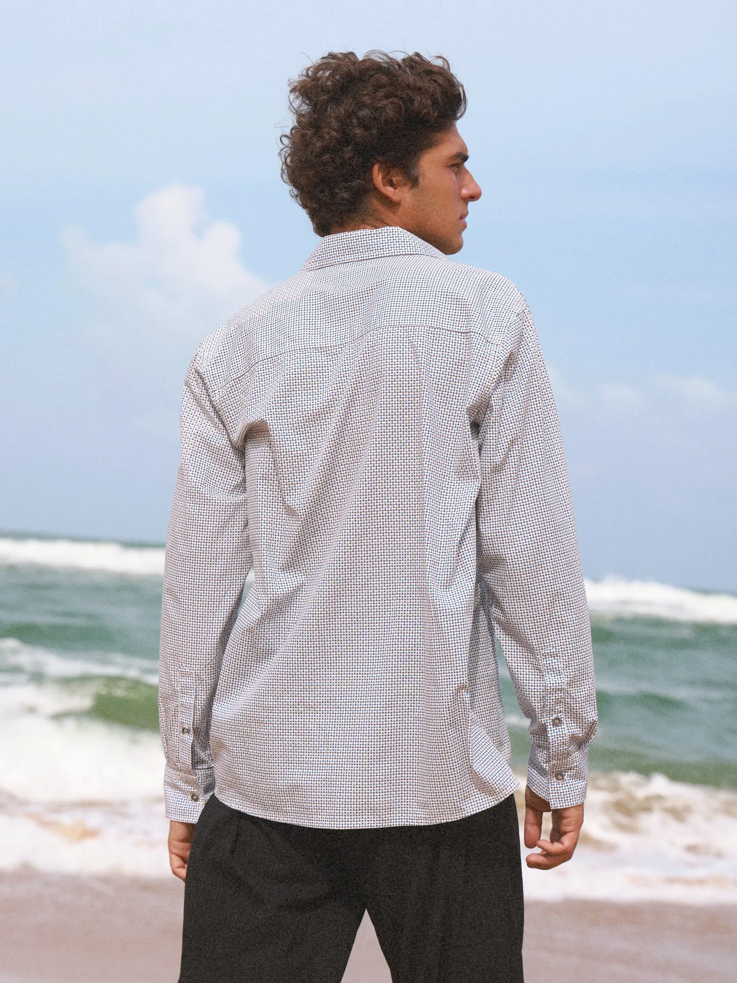 Contrast binding detailed oversize shirt