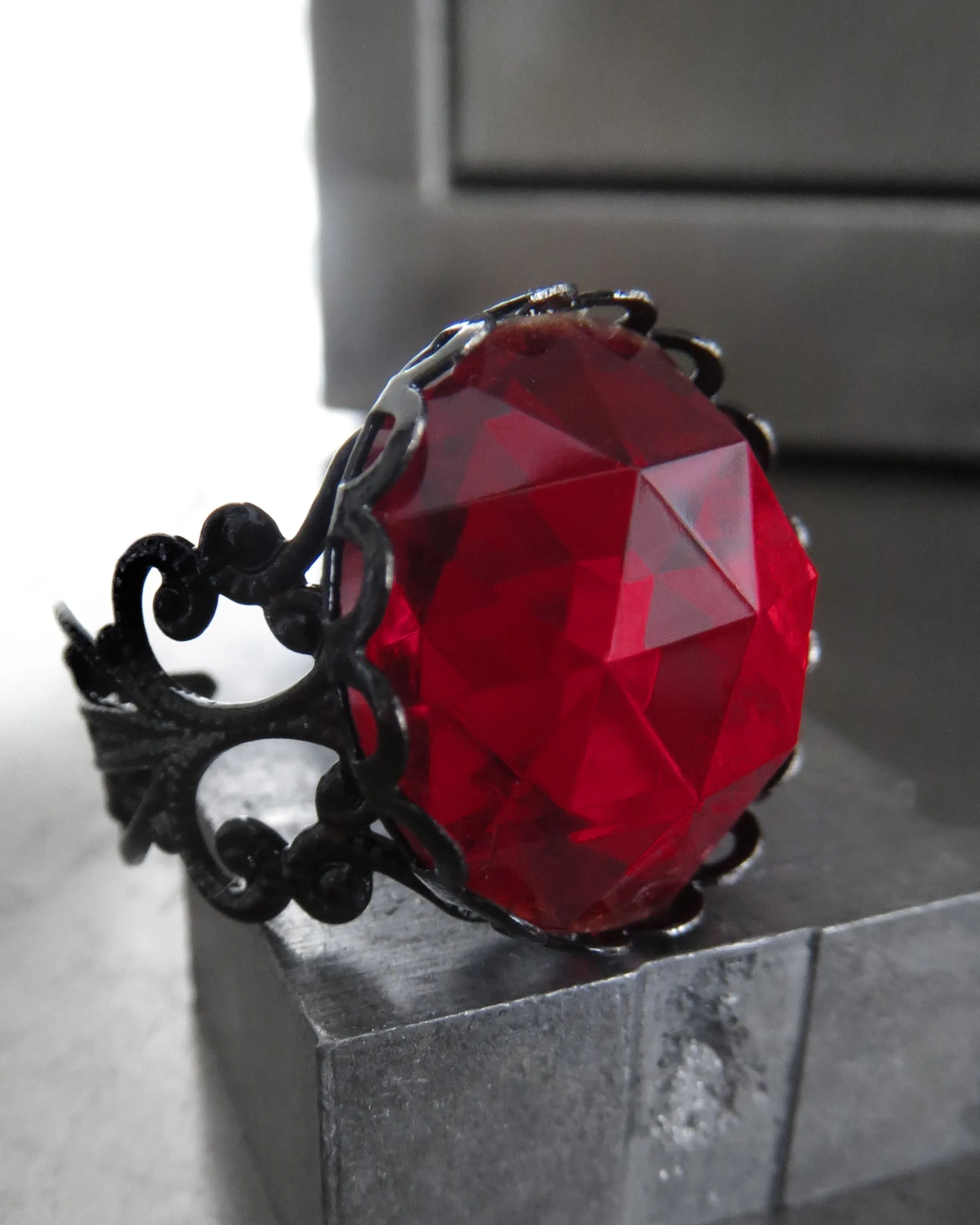 Deep Blood Red Gothic Halloween Ring - Black Filigree Band