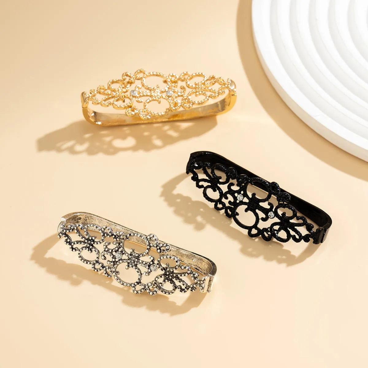 Gothic Rhinestone Inlaid Abstract Lace Pattern Bangle Bracelet