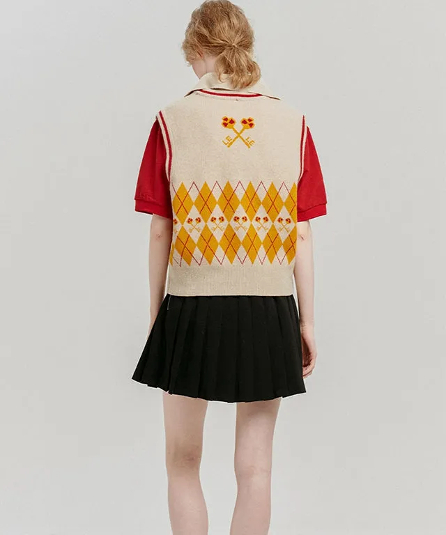LE SONNET Logo & Argyle Knit Vest - Beige