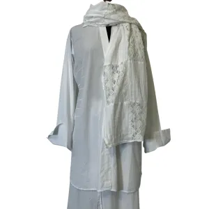 Lisa Luxurious Lace Shawl - White