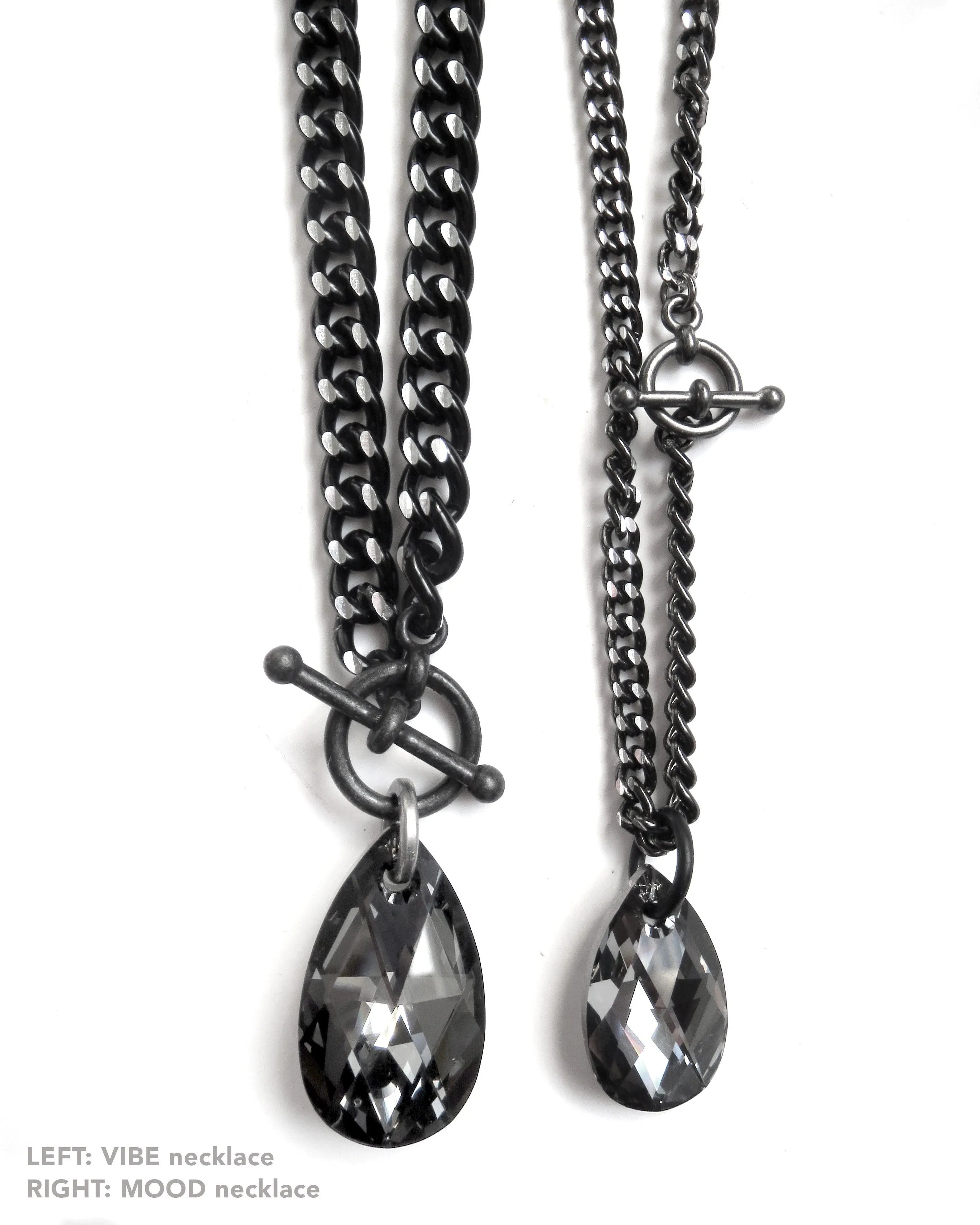 MOOD V2 - Black Night Crystal Teardrop Necklace with Diamond-Cut Chain