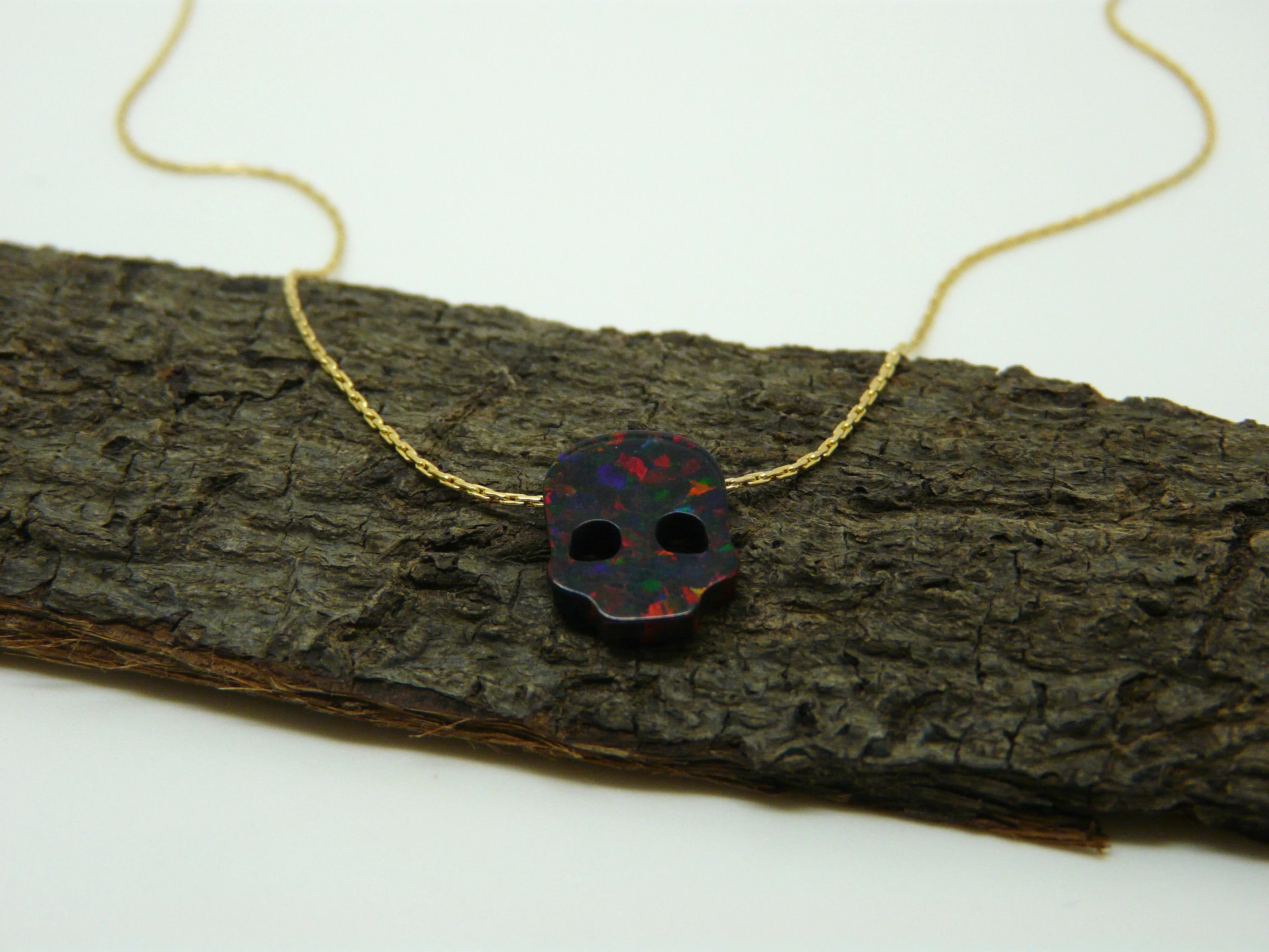 Opal Skull Necklace – Edgy & Unique