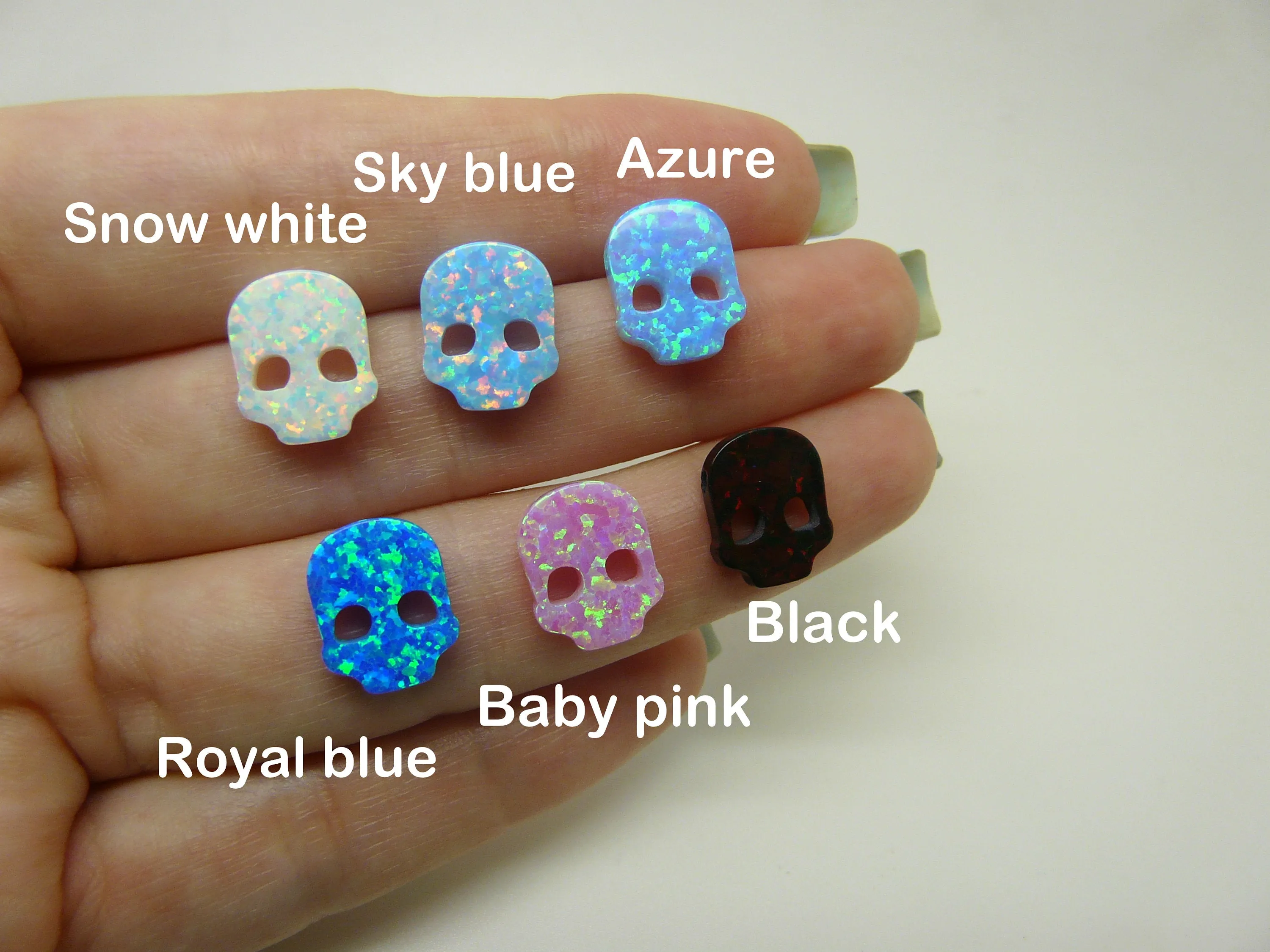 Opal Skull Necklace – Edgy & Unique