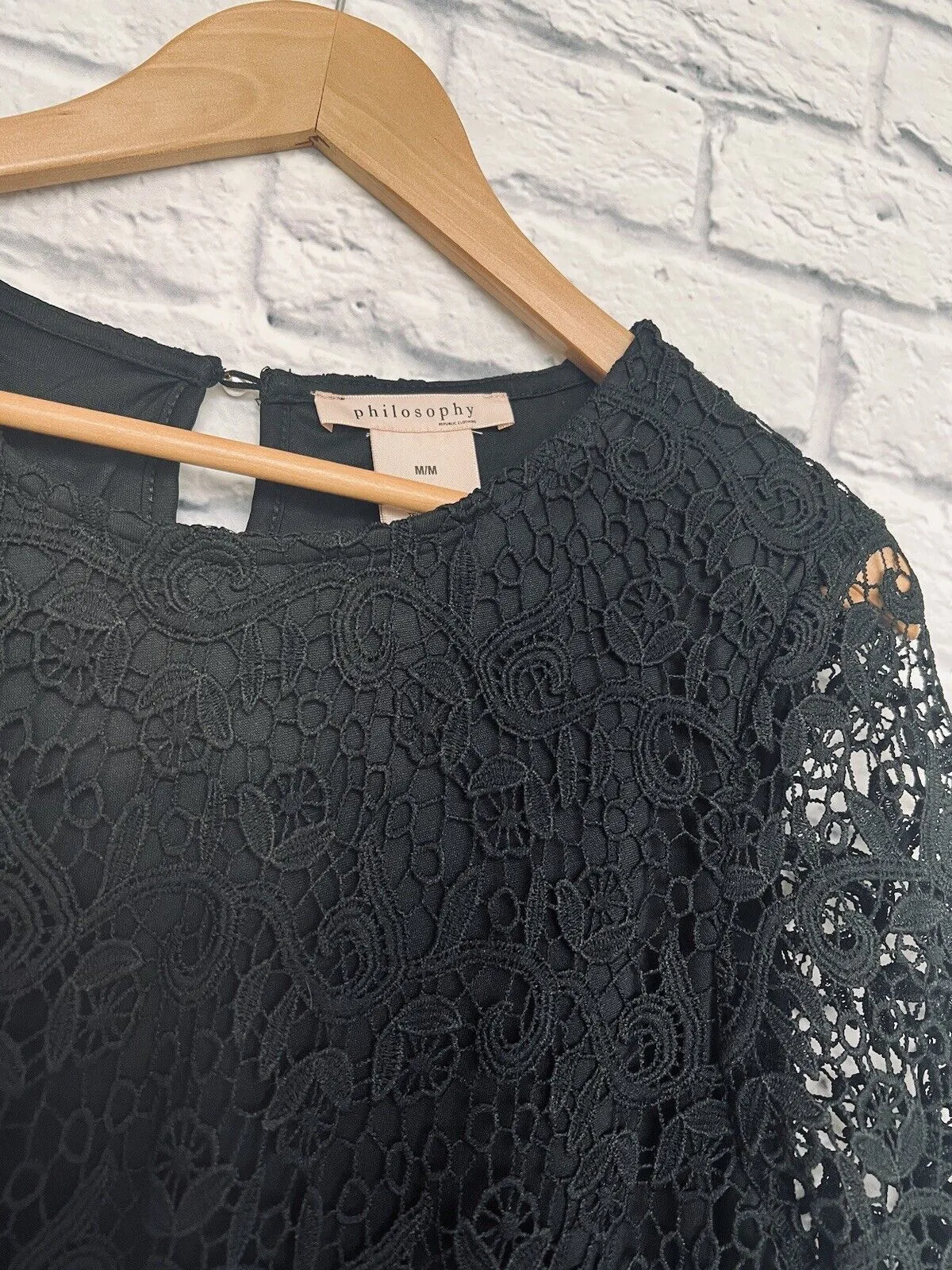 PHILOSOPHY Womens Black Lace Short Sleeve Top Lined Sz M Boho Romantic Blouse