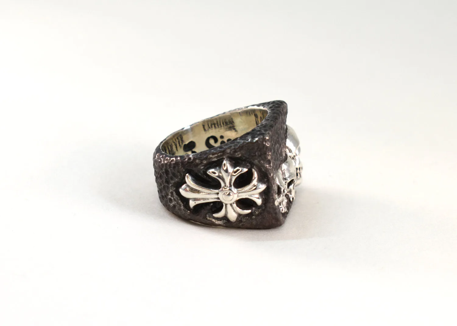Relic Skull Ring