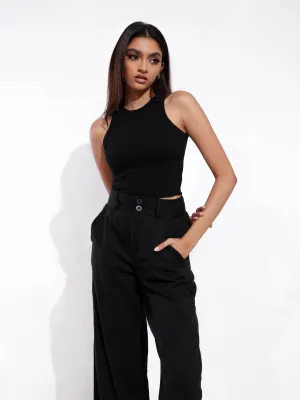 Riri Sleeveless Halter Neck Crop Top