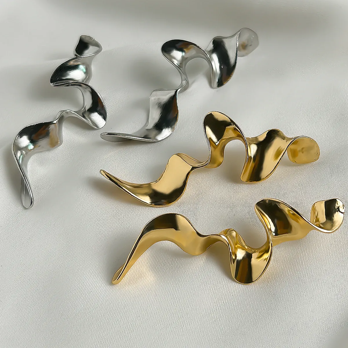 Vintage Irregular Geometric Long Wave Pendant Drop Earrings